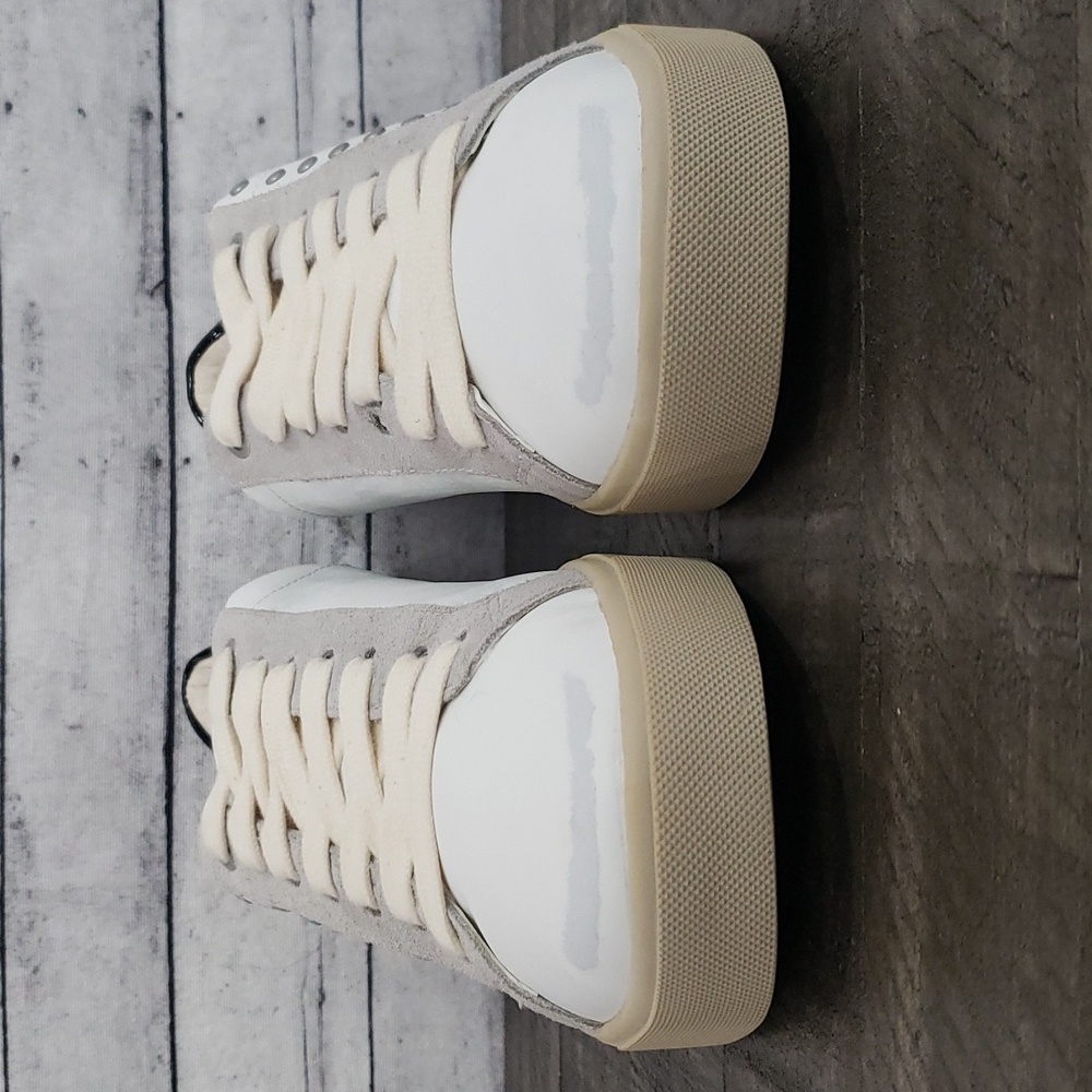 Sam Edelman-Esme Studded Round Toe Lace Up Sneaker White/Gray Size 9.5M